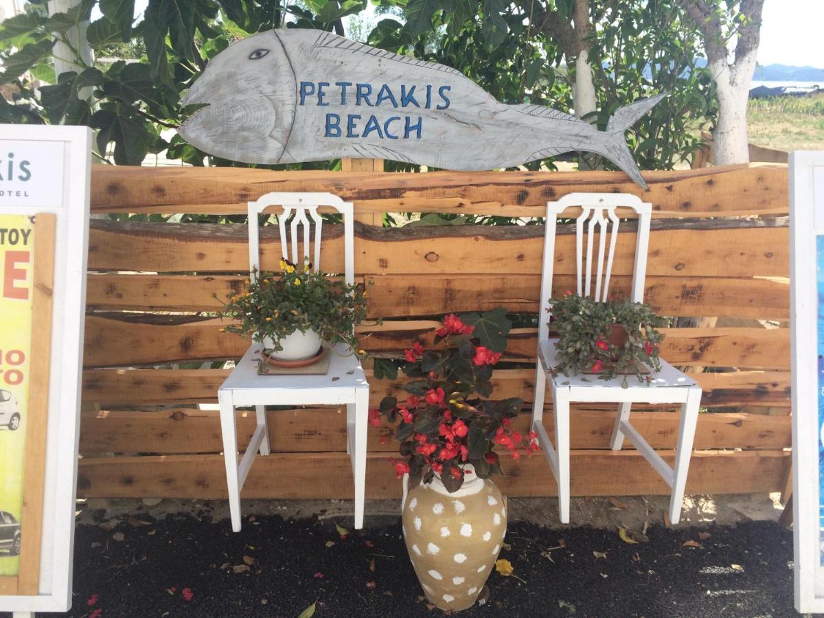 Petrakis Beach Lefkimmi Exterior foto