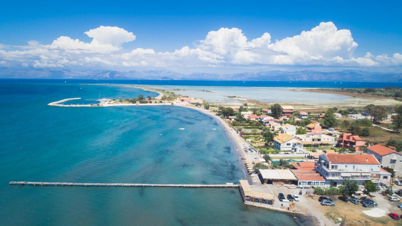 Petrakis Beach Lefkimmi Exterior foto