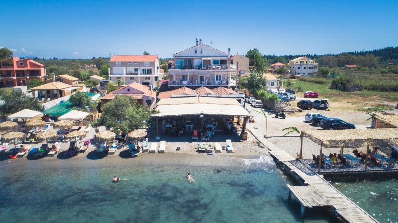 Petrakis Beach Lefkimmi Exterior foto