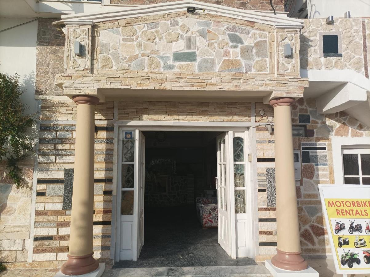 Petrakis Beach Lefkimmi Exterior foto